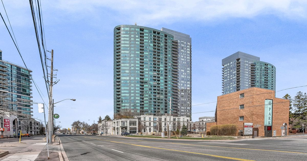15 Greenview Avenue Toronto