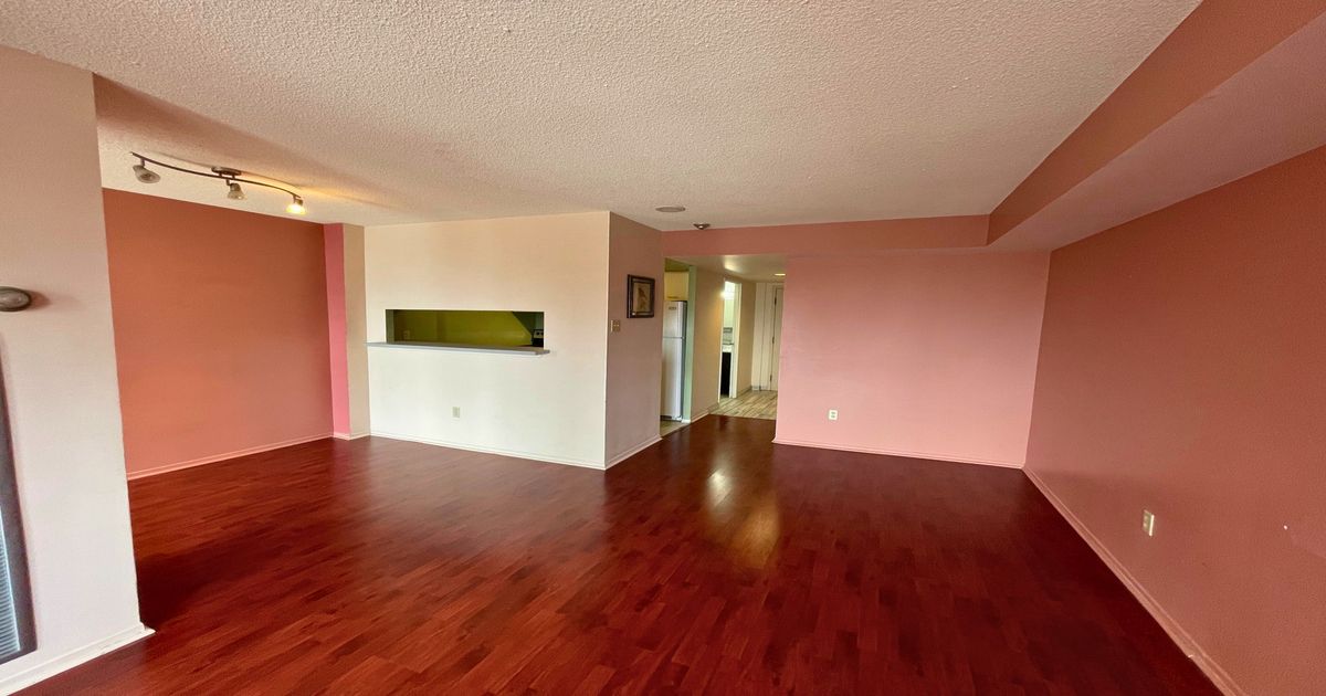117 Gerrard Street E Toronto