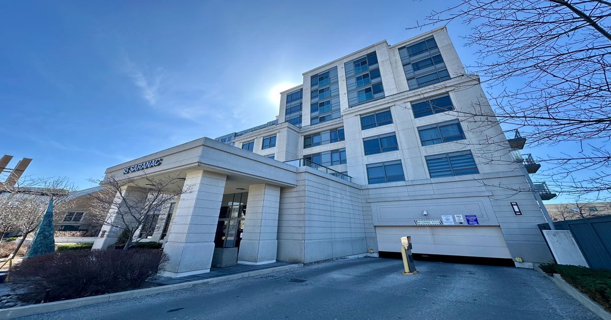 35 Saranac Boulevard Toronto