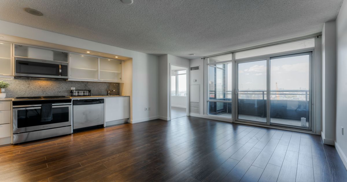 25 TELEGRAM Mews Toronto