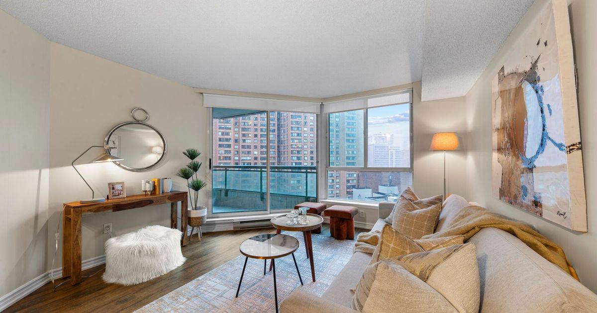 38 Elm Street Toronto