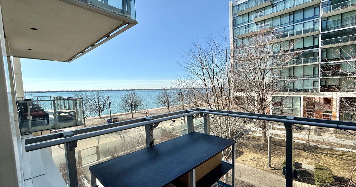 39 Queens Quay E Toronto