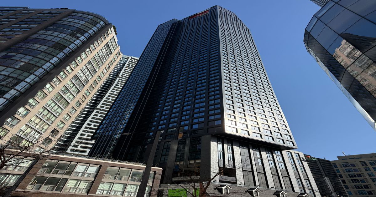 8 Wellesley Street W Toronto