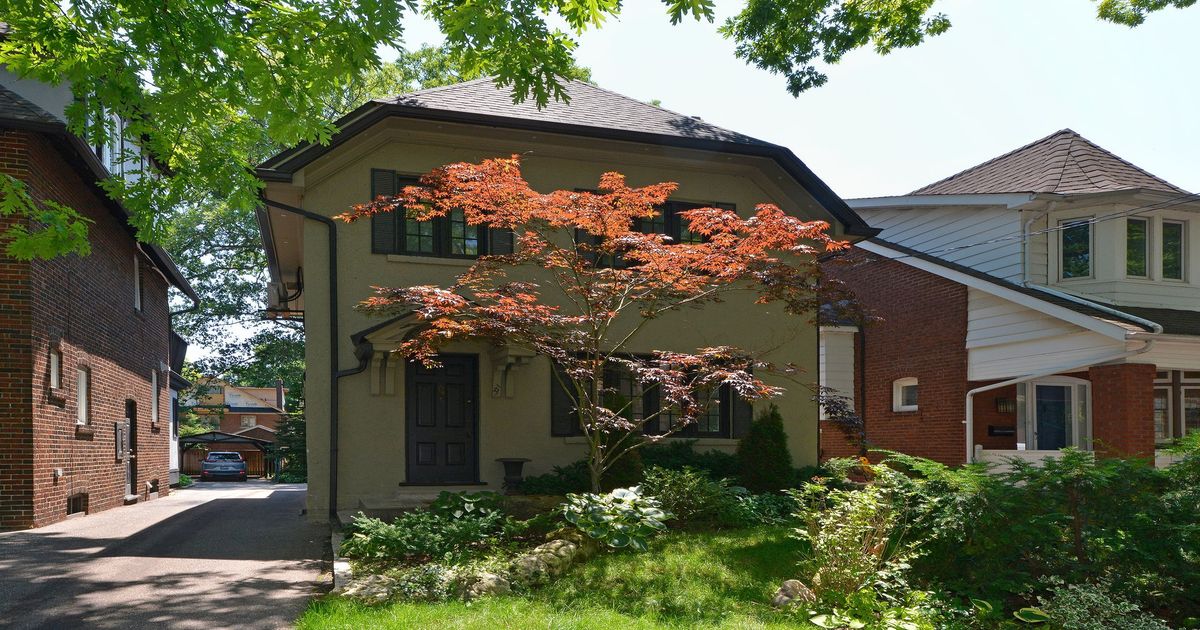331 St Clair Avenue E Toronto