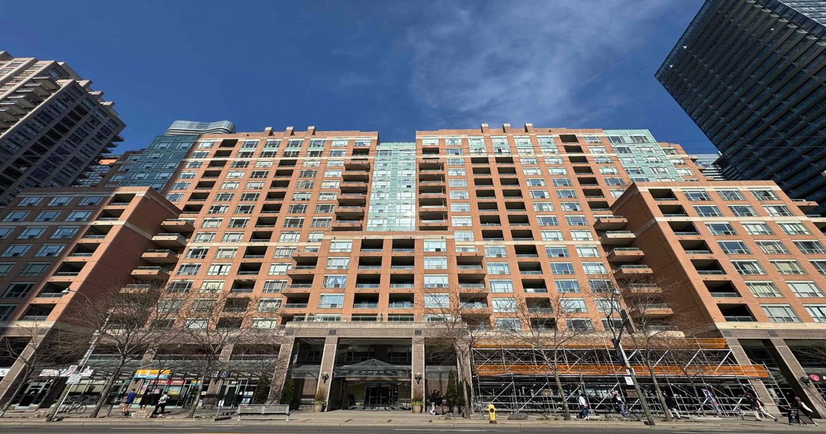 887 Bay Street Toronto