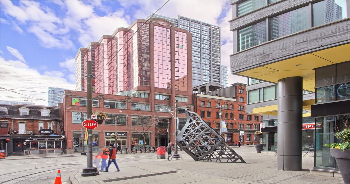 393 King Street W Toronto