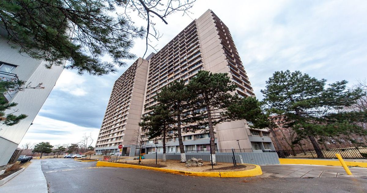 10 Sunny Glenway Toronto