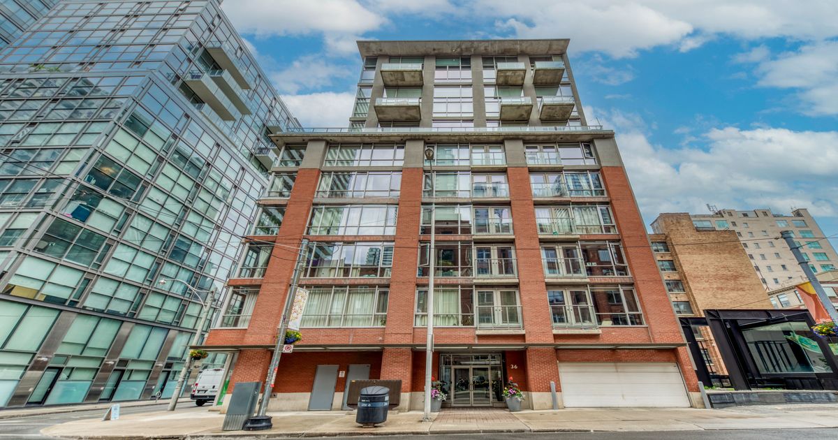 36 CHARLOTTE Street W Toronto