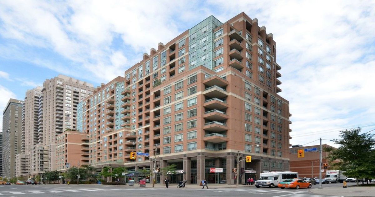 887 Bay Street Toronto