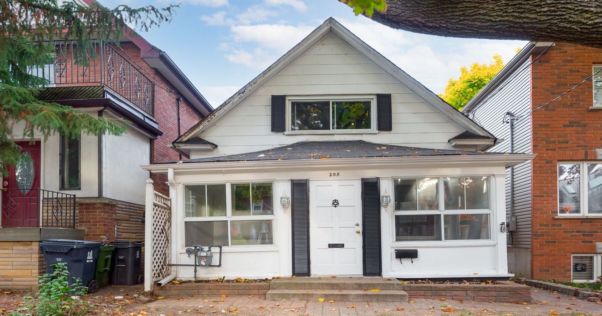 205 Wychwood Avenue Toronto