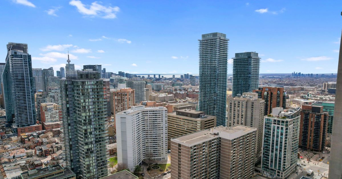 33 Charles Street Toronto