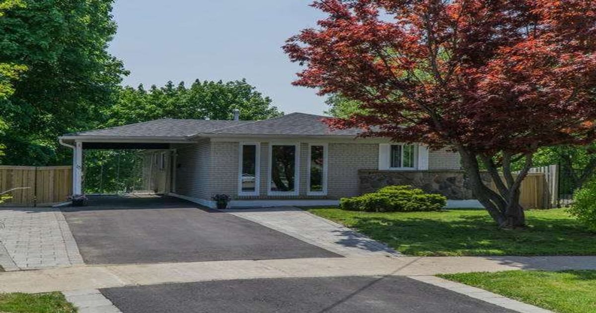 15 Grove Park Crescent Toronto