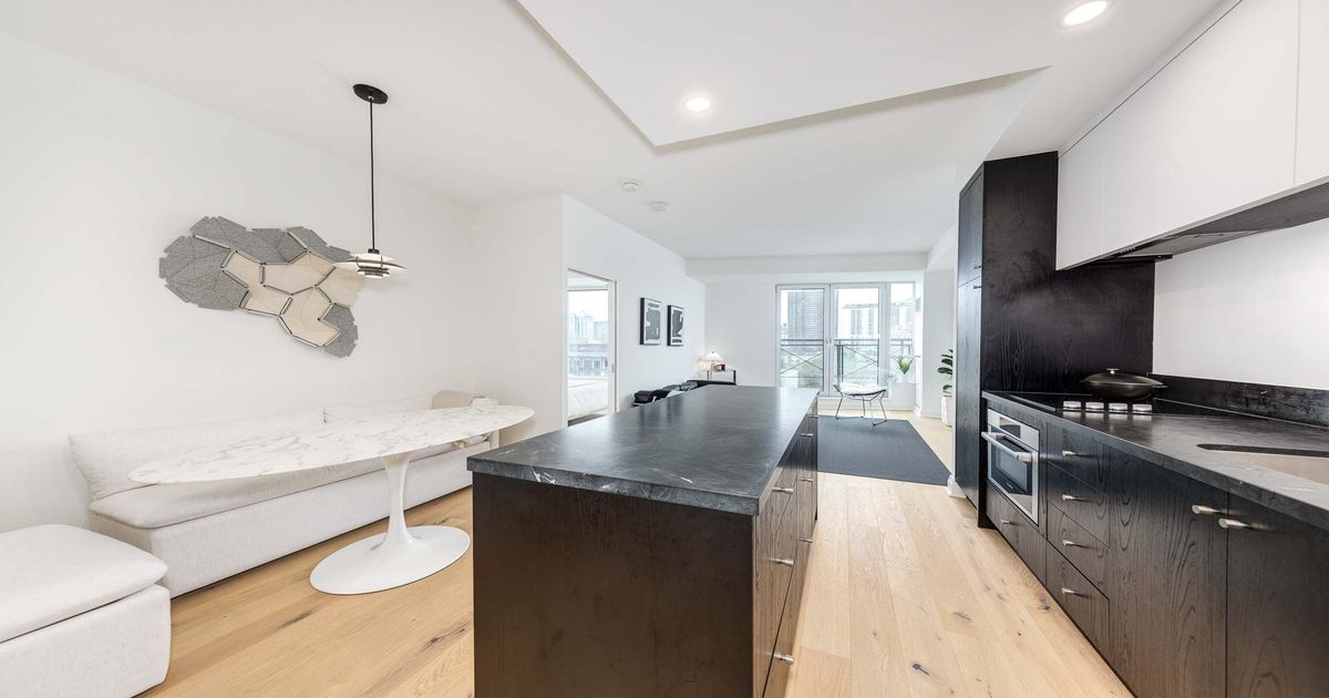 20 Scrivener Square Toronto