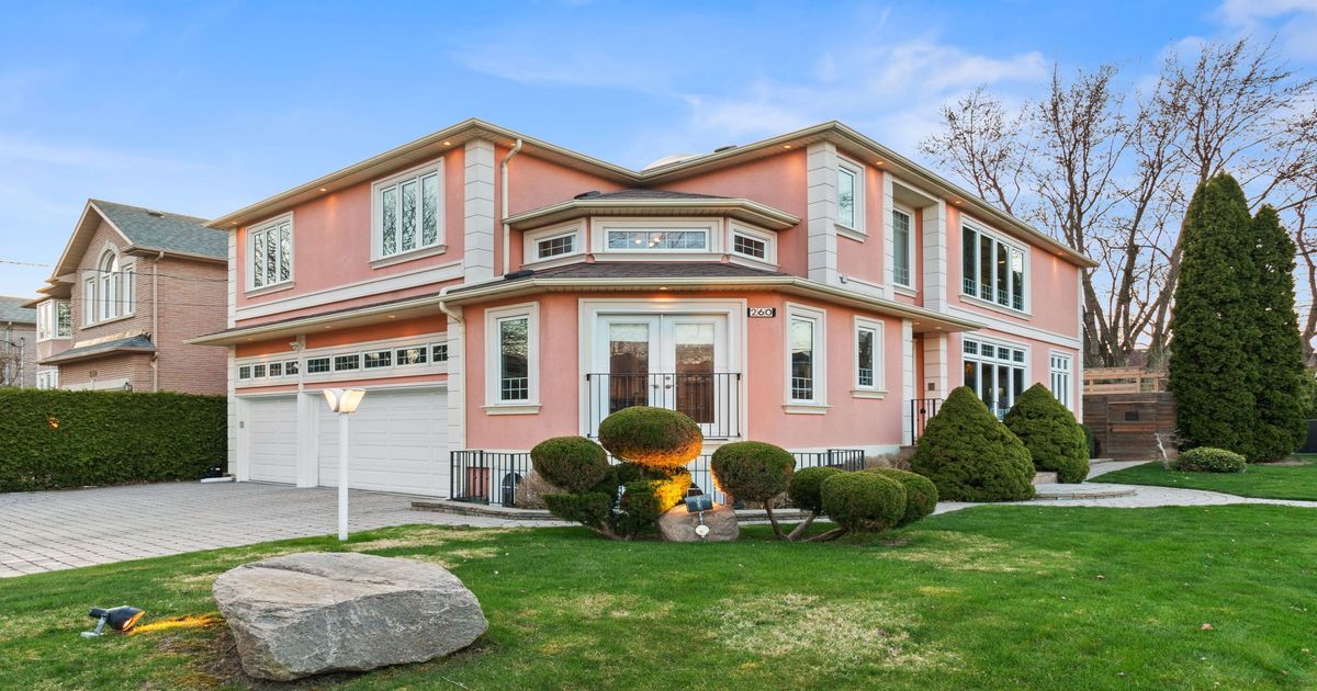 260 Princess Avenue Toronto