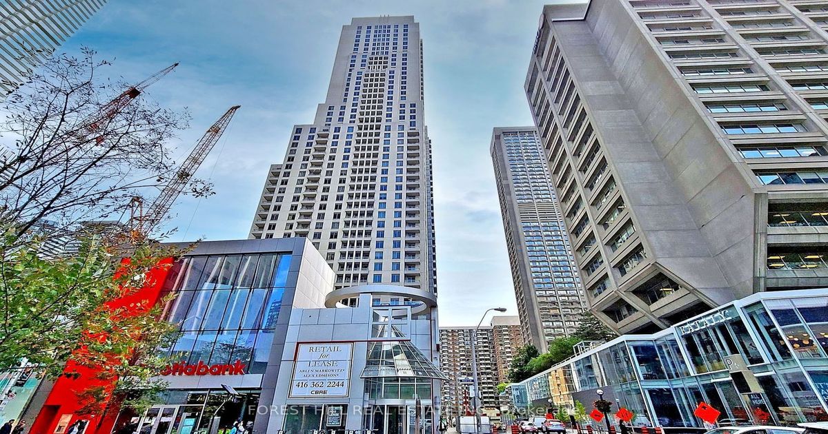 35 Balmuto Street Toronto