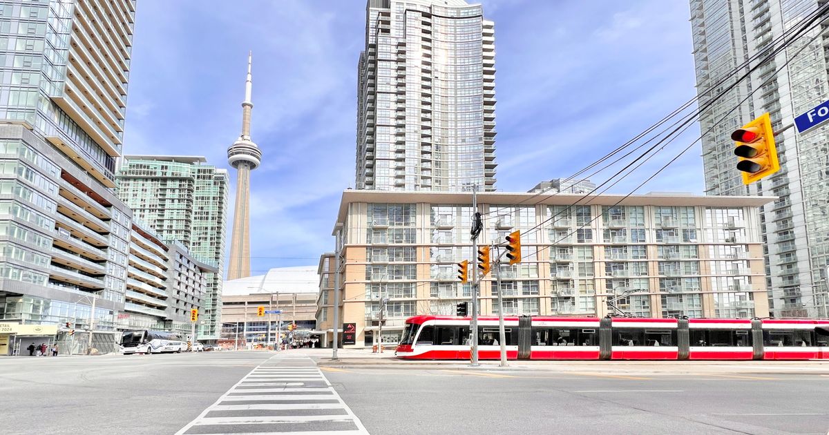 9 Spadina Avenue Toronto