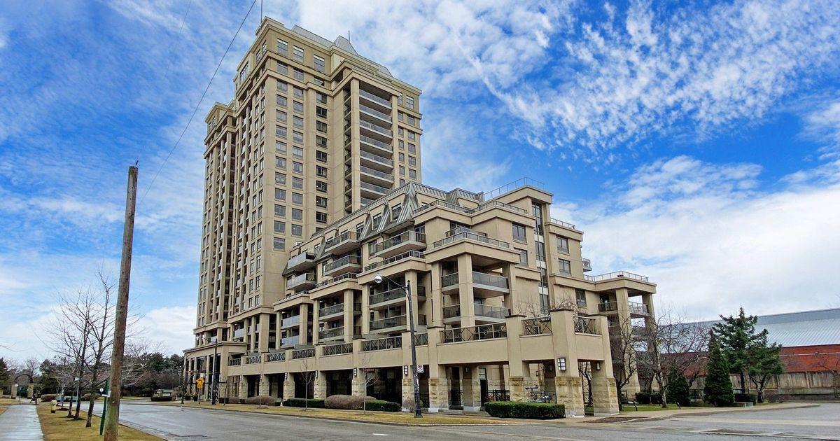 18 Kenaston Gardens Toronto