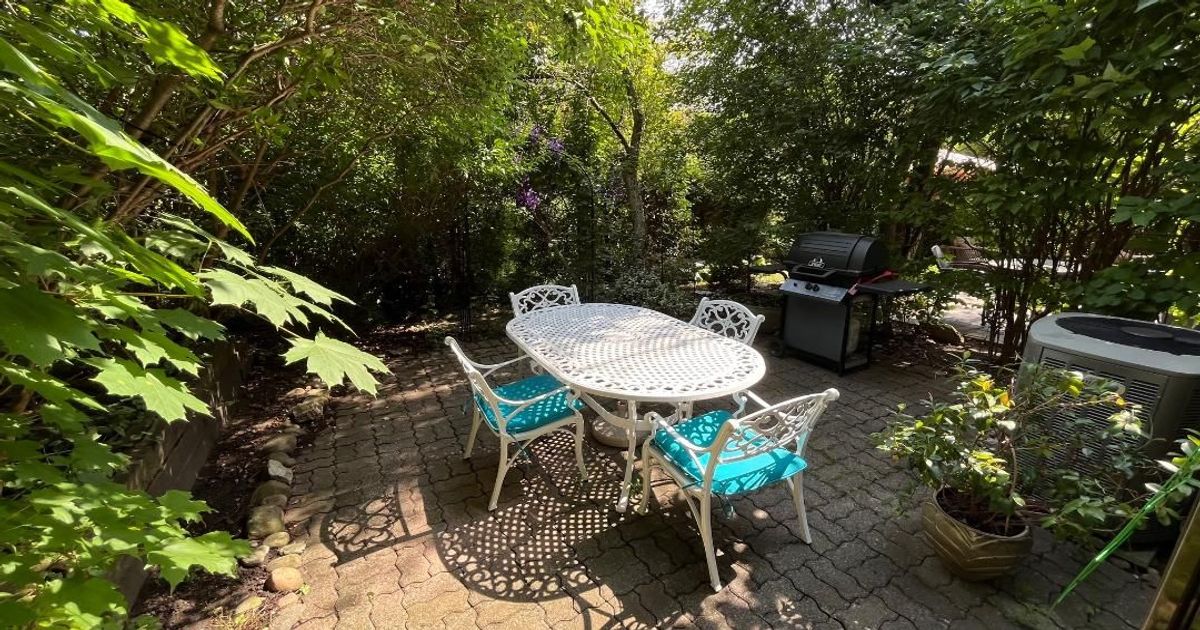 19 Laurie Shepway N/A Toronto