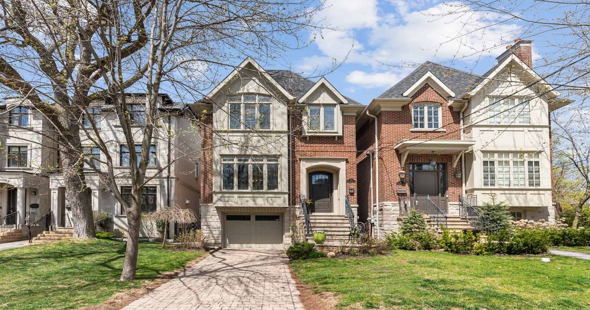 100 Woburn Avenue Toronto