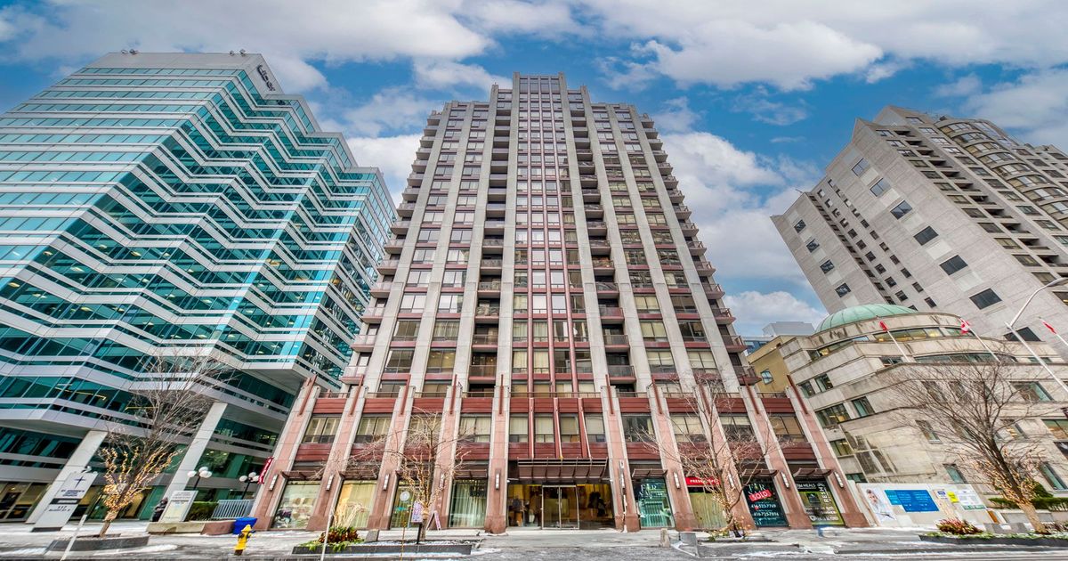 85 Bloor Street E Toronto