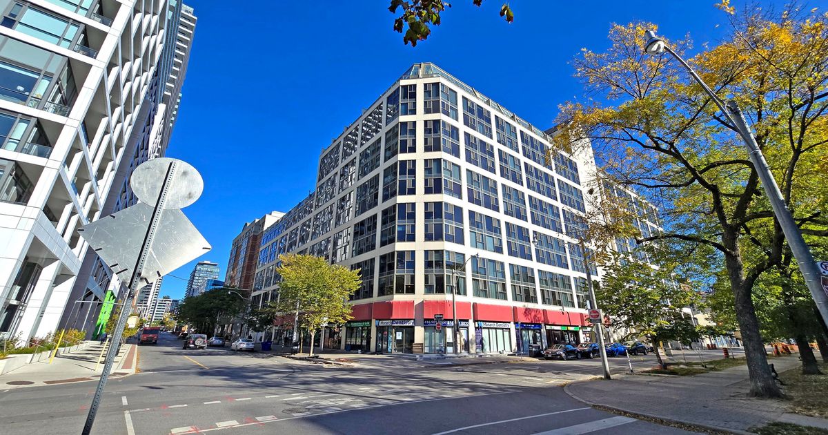 222 The Esplanade N/A Toronto
