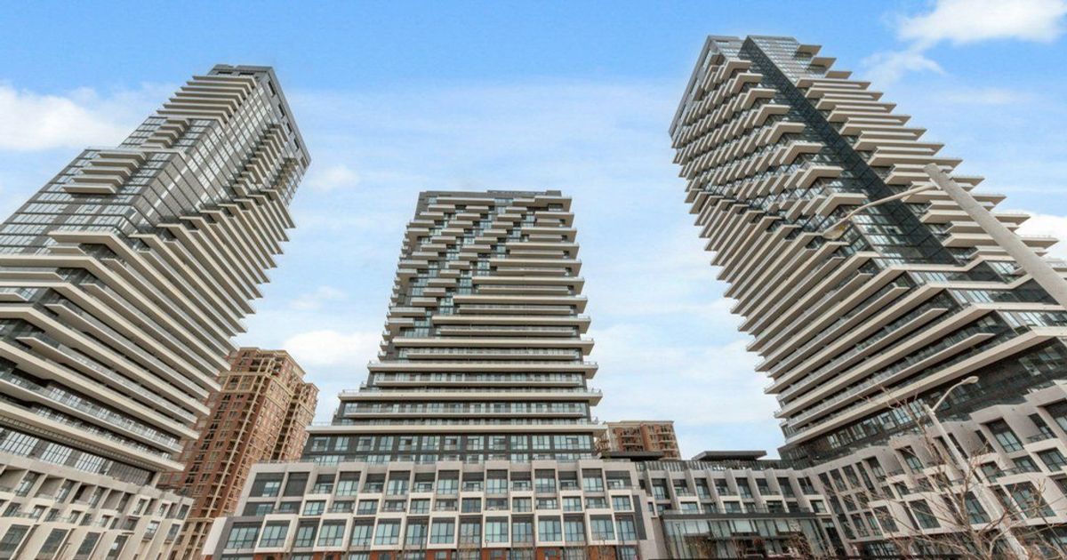 20 In on the Park Drive Toronto