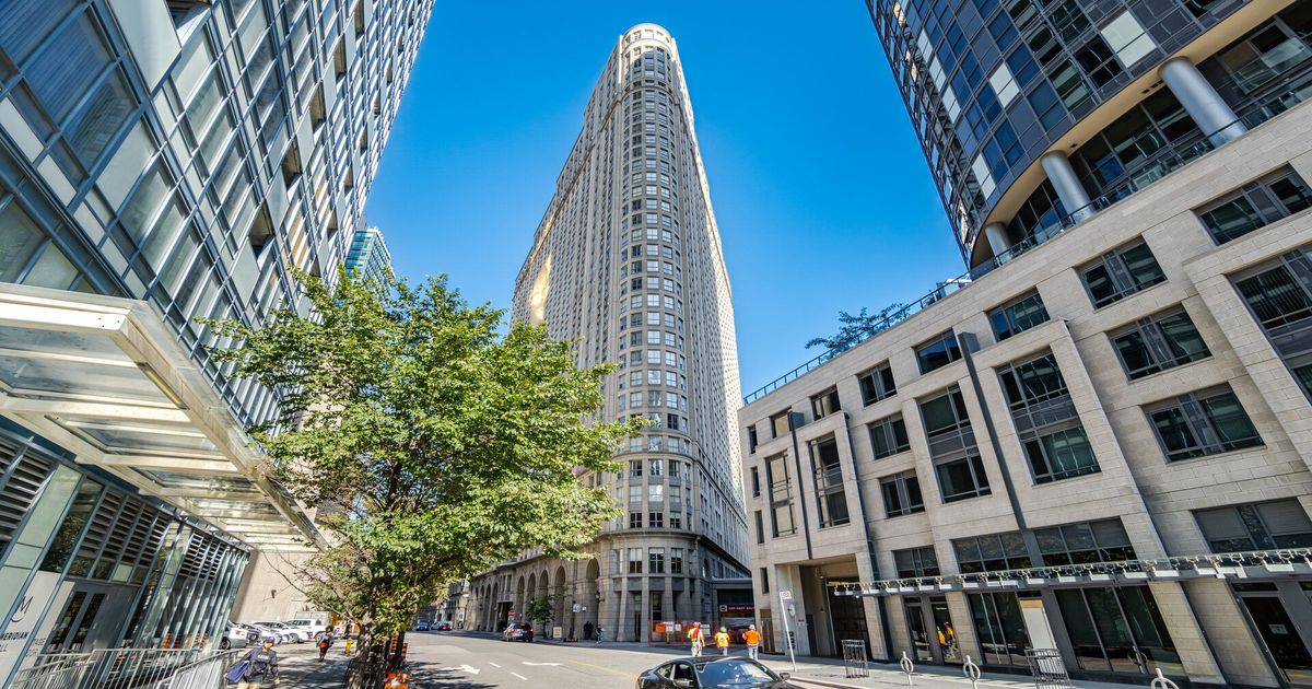 25 The Esplanade N/A Toronto