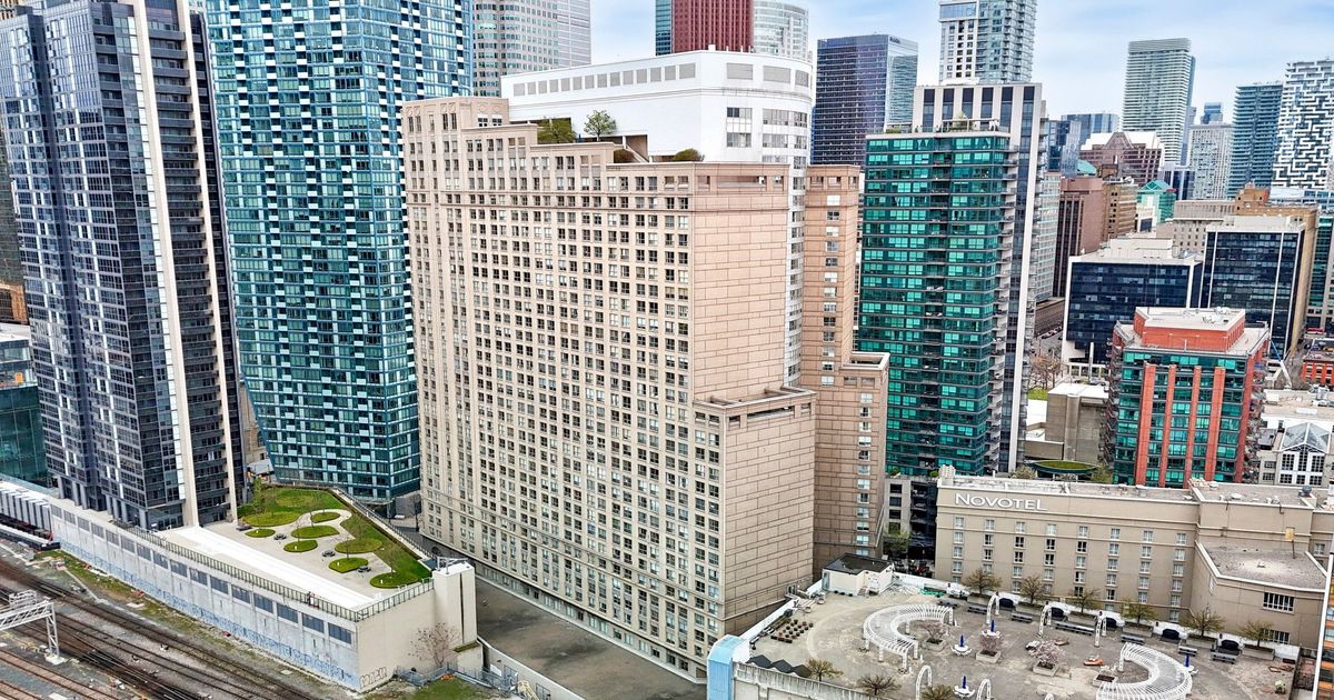 25 The Esplanade N/A Toronto