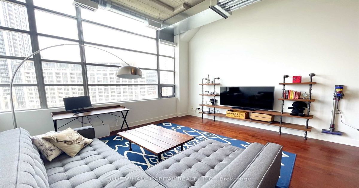 637 Lake Shore Boulevard W Toronto