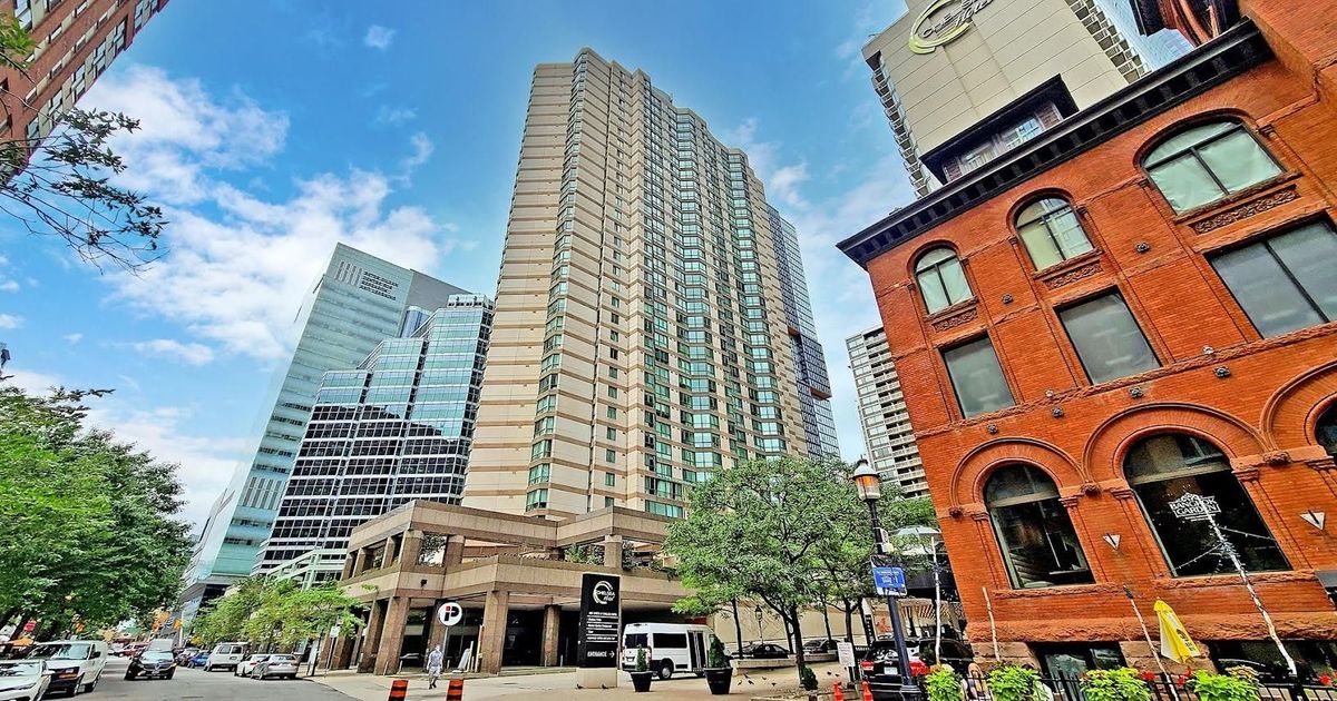 38 Elm Street Toronto