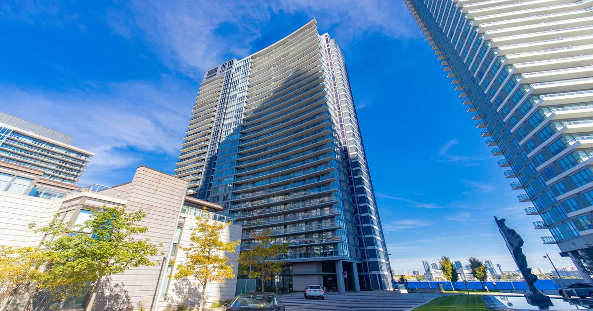 121 Mcmahon Drive Toronto