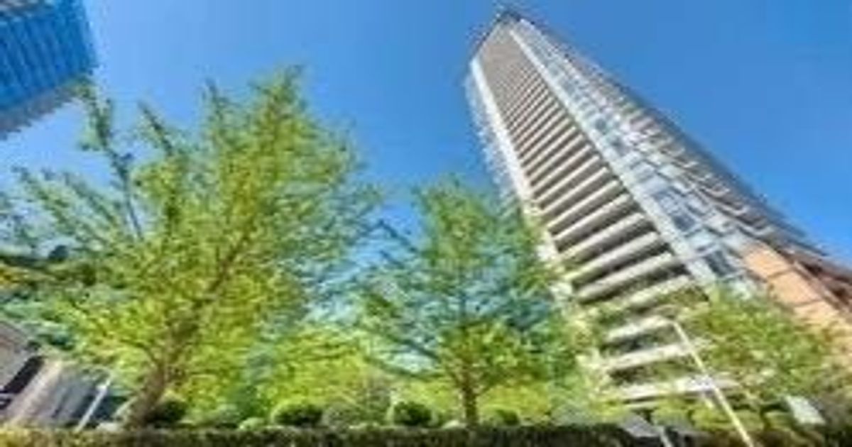 18 Yorkville Avenue Toronto