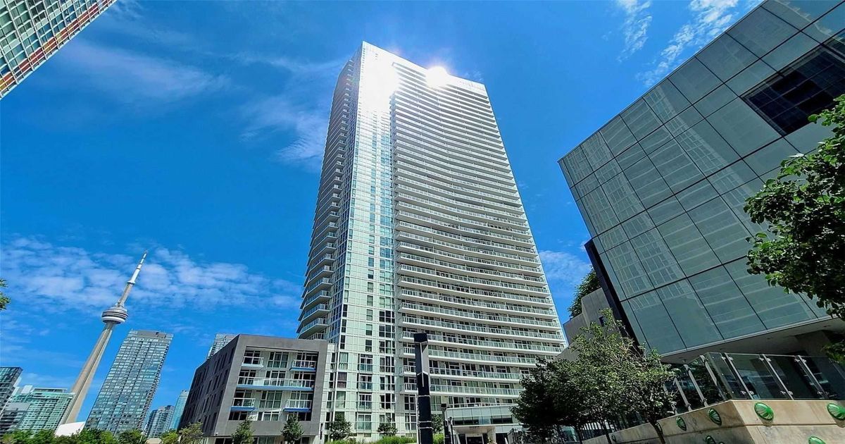 75 Queens Wharf Road Toronto