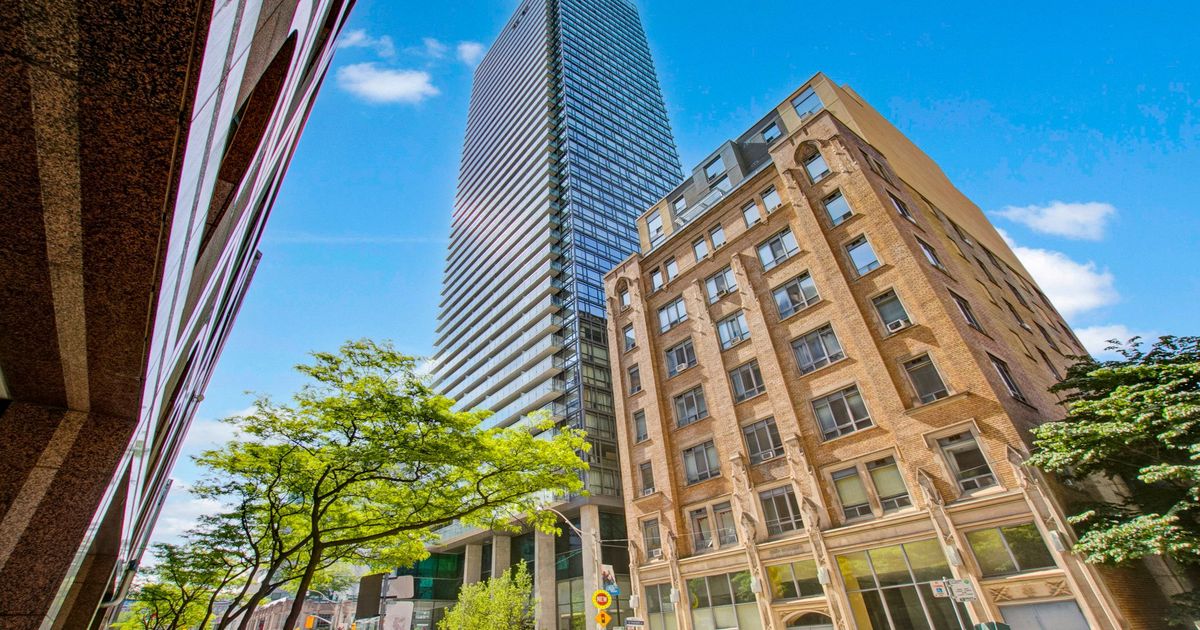 38 Grenville Street Toronto