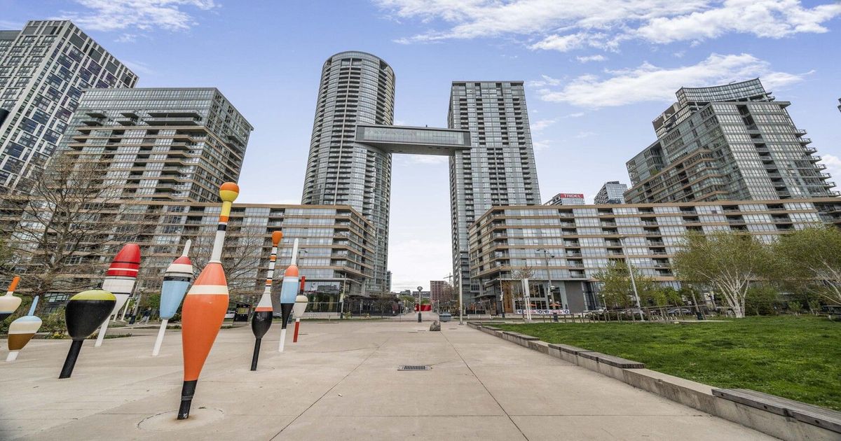 15 Iceboat Terrace Toronto