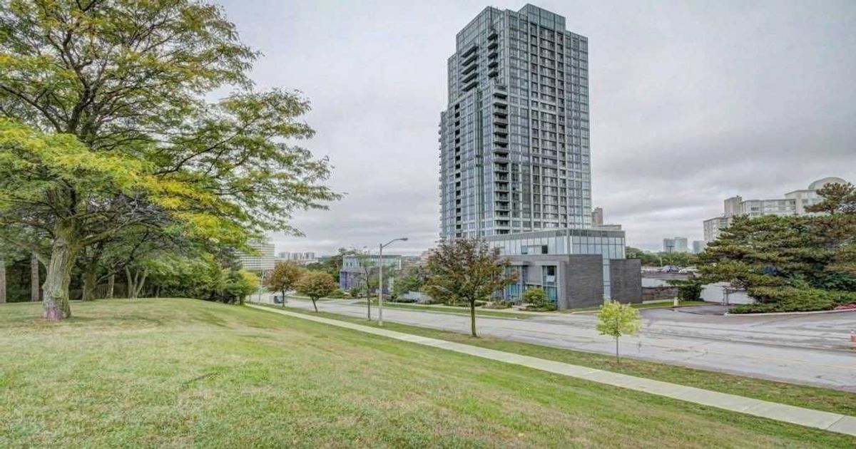 18 Graydon Hall Drive Toronto