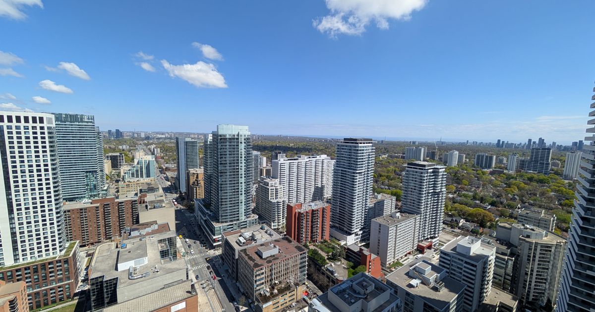 8 Eglinton Avenue E Toronto