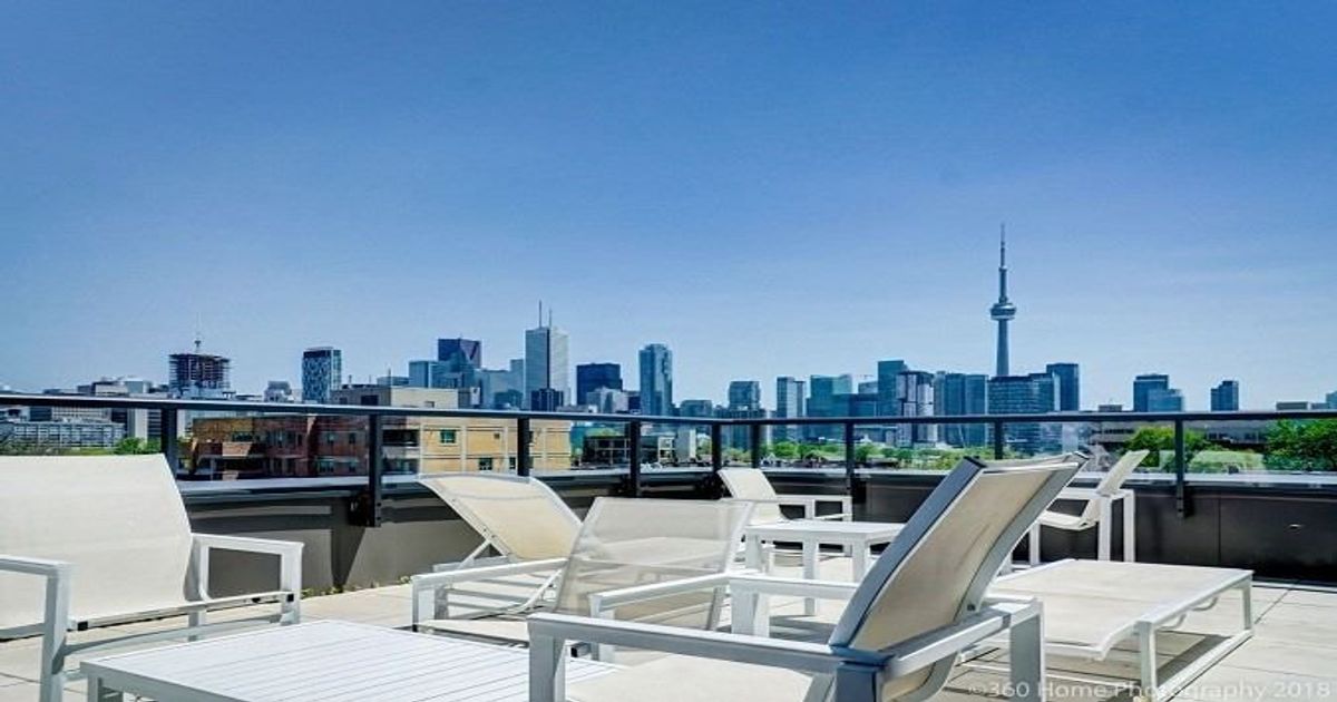 297 College Street Toronto
