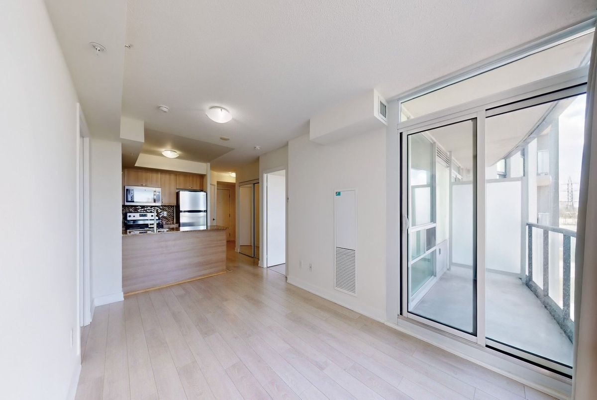 5740 Yonge Street Toronto 5740 Yonge Street Toronto