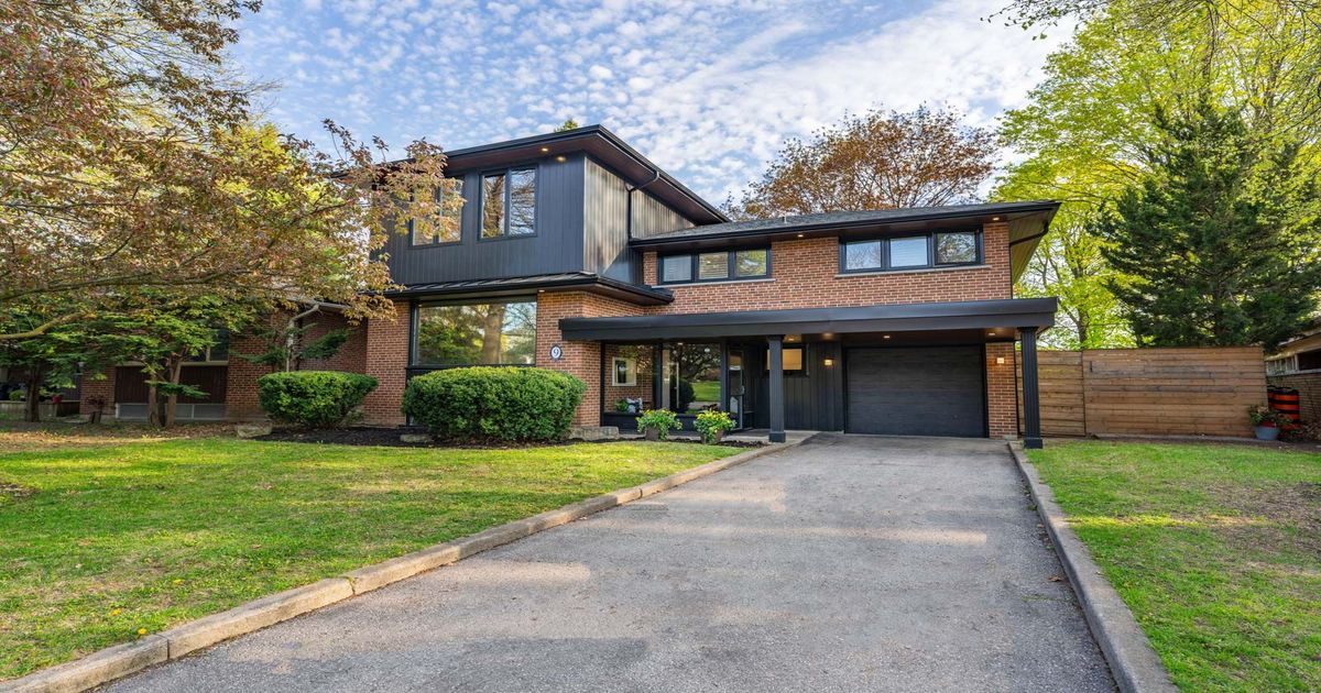 9 Lionel Heights Crescent Toronto