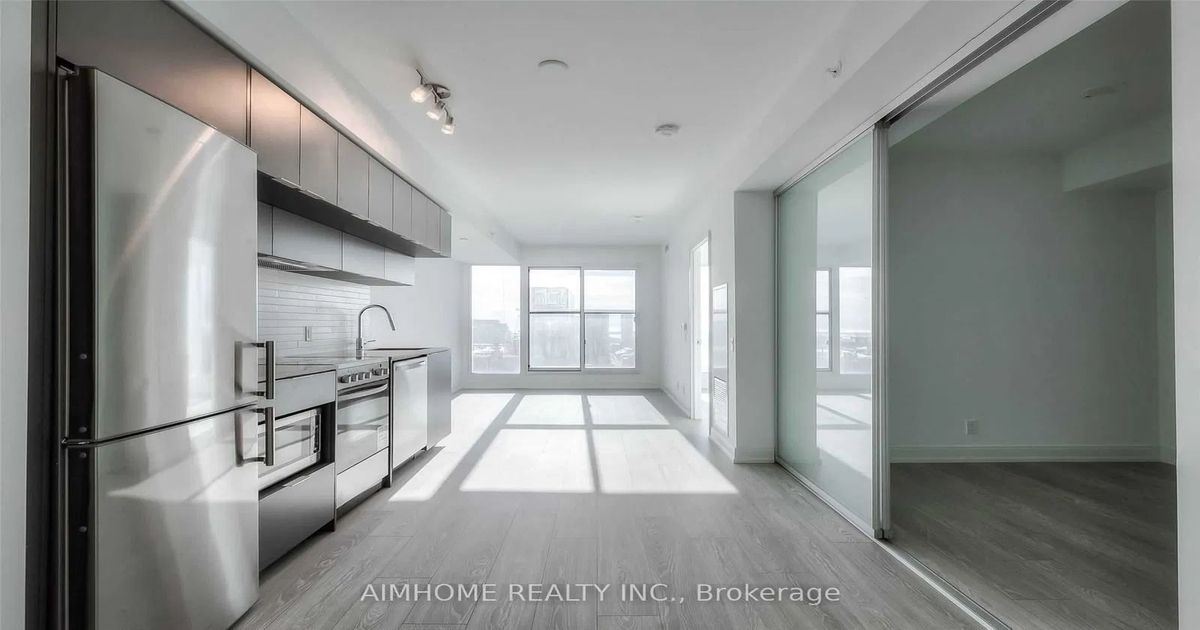 181 Dundas Street E Toronto