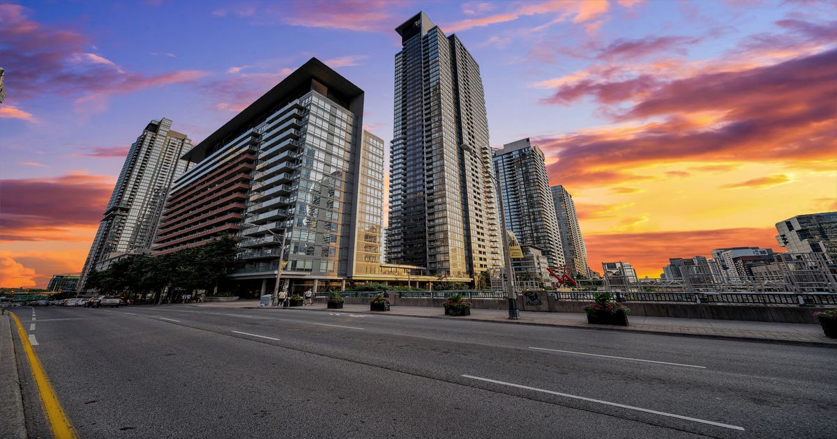 4K Spadina Avenue Toronto