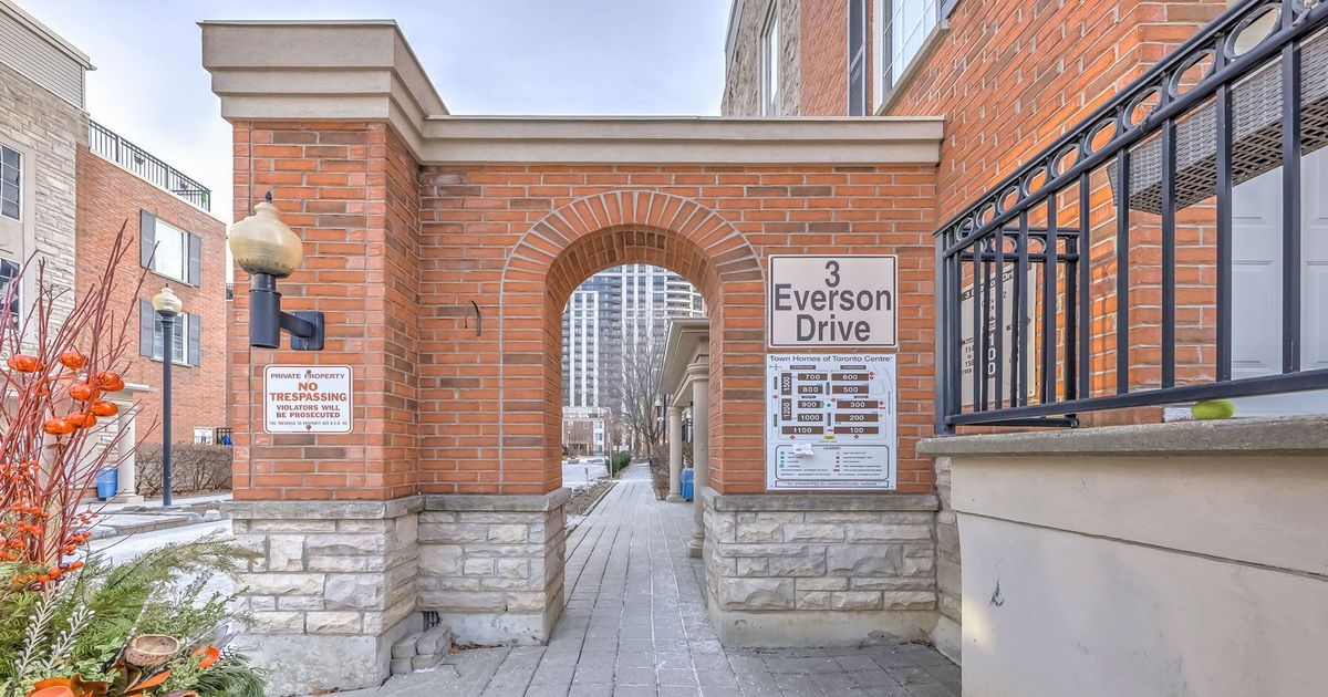 3 Everson Drive Toronto