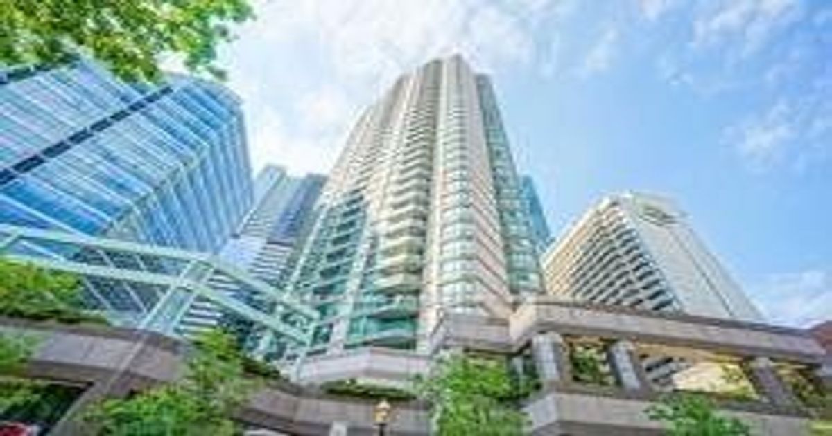 38 Elm Street Toronto