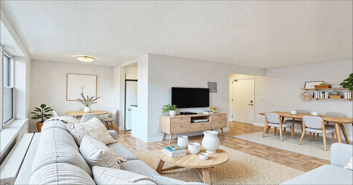 1545 Bathurst Street Toronto
