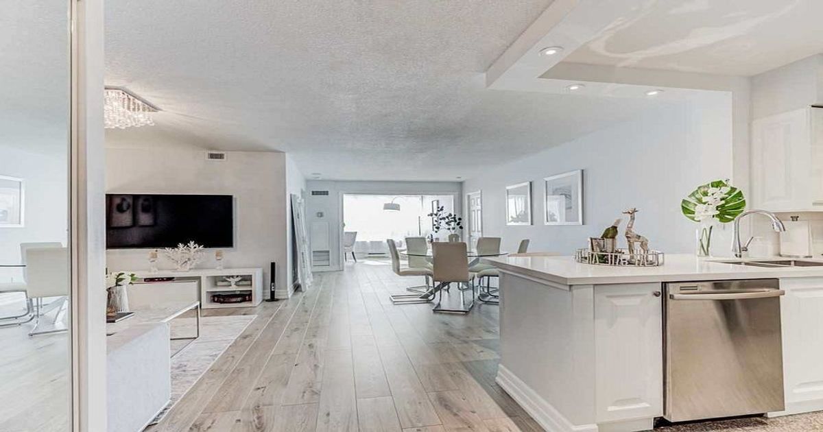 30 Greenfield Avenue Toronto