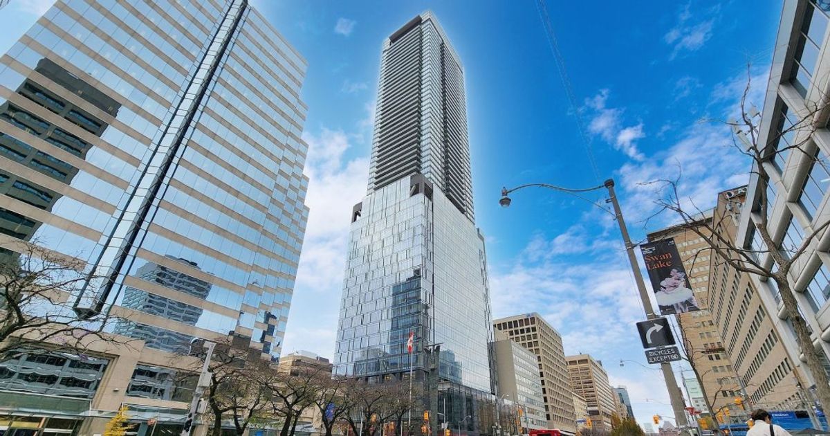 488 University Avenue Toronto