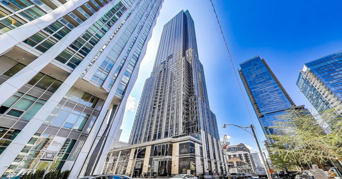 11 Yorkville Avenue Toronto