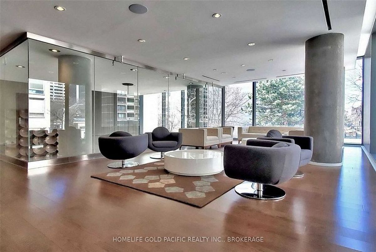 img-gallery