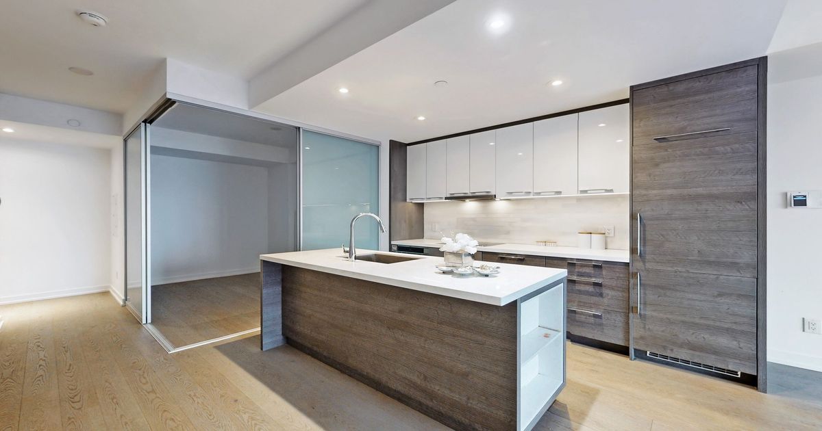 488 University Avenue Toronto